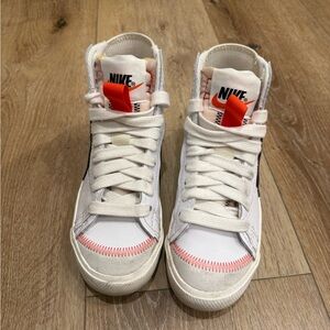 Nike shoes size 8 US